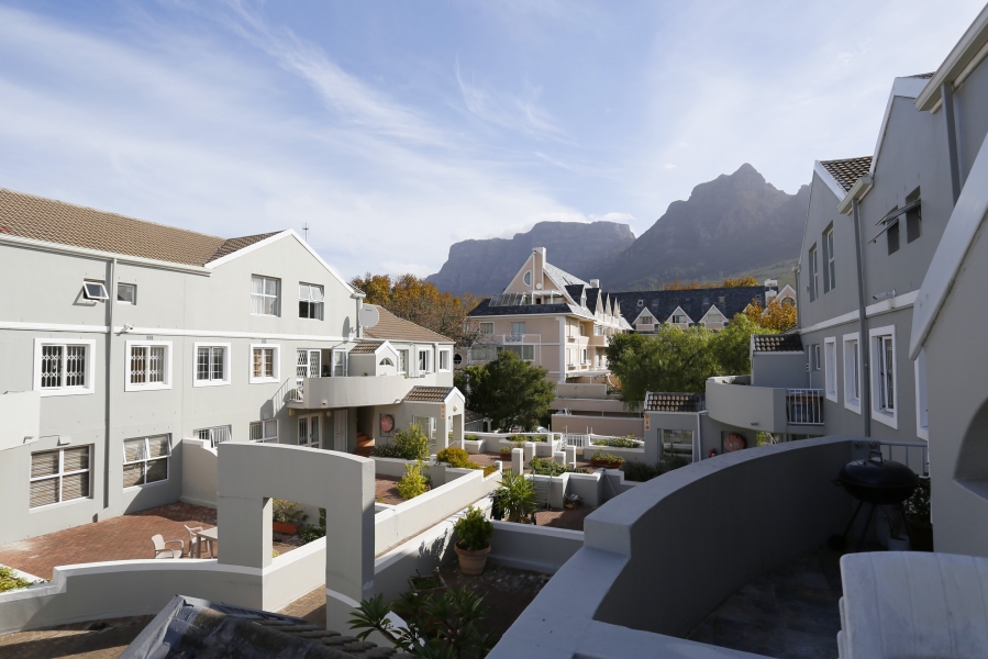 4 Bedroom Property for Sale in Rondebosch Village Western Cape